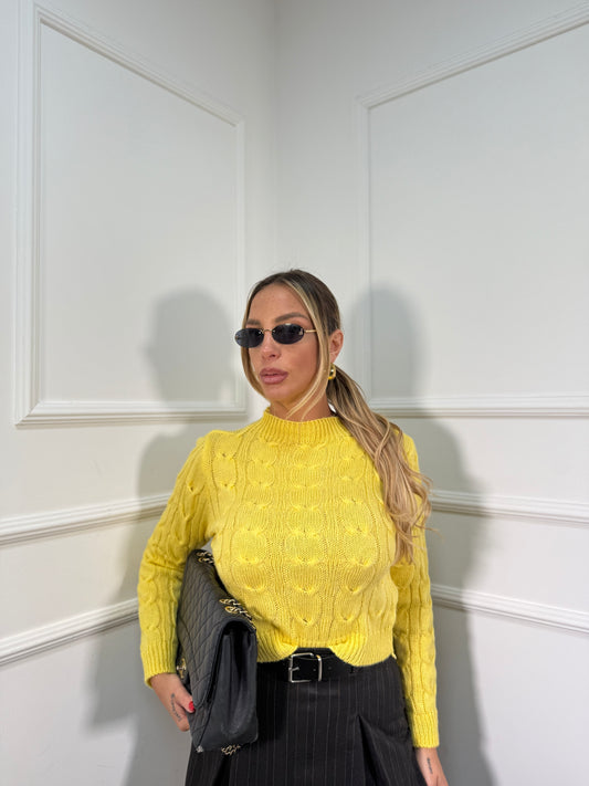 Pullover mezzo collo con trecce giallo 022459