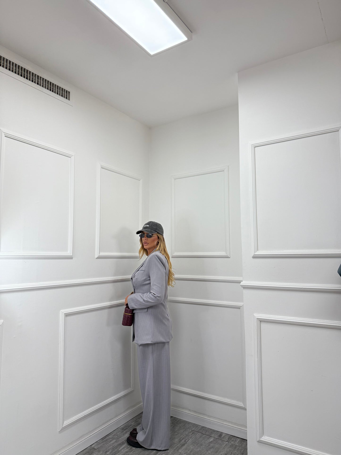 Tailleur gessato Smith grigio my19526