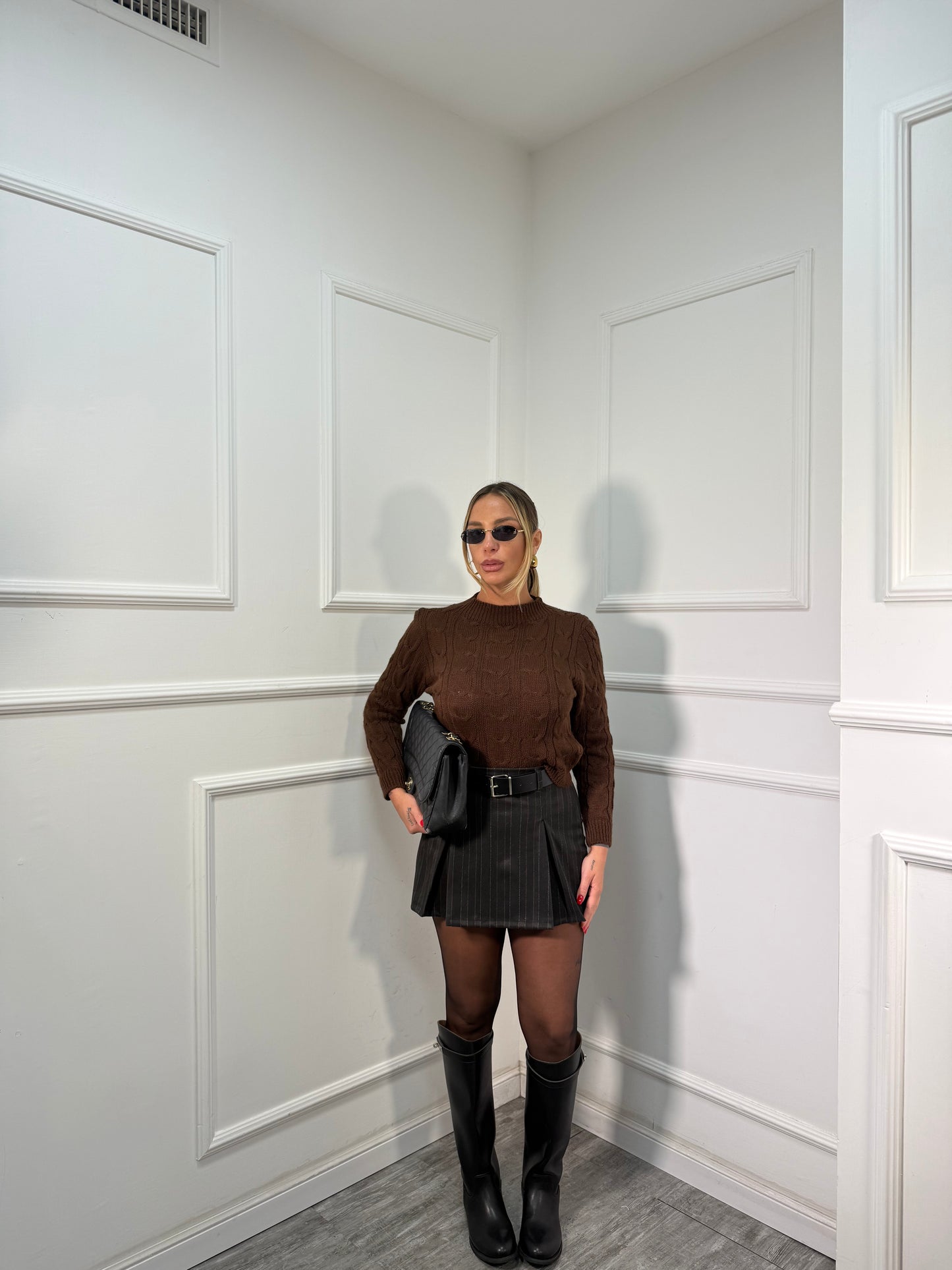 Pantagonna gessato con cintura nero