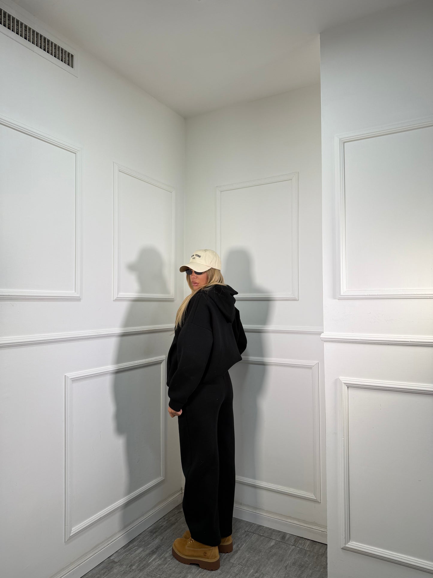 Coordinato tuta in pile Walking nero 22656