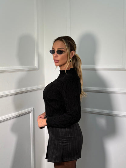 Pullover mezzo collo con trecce nero 022459