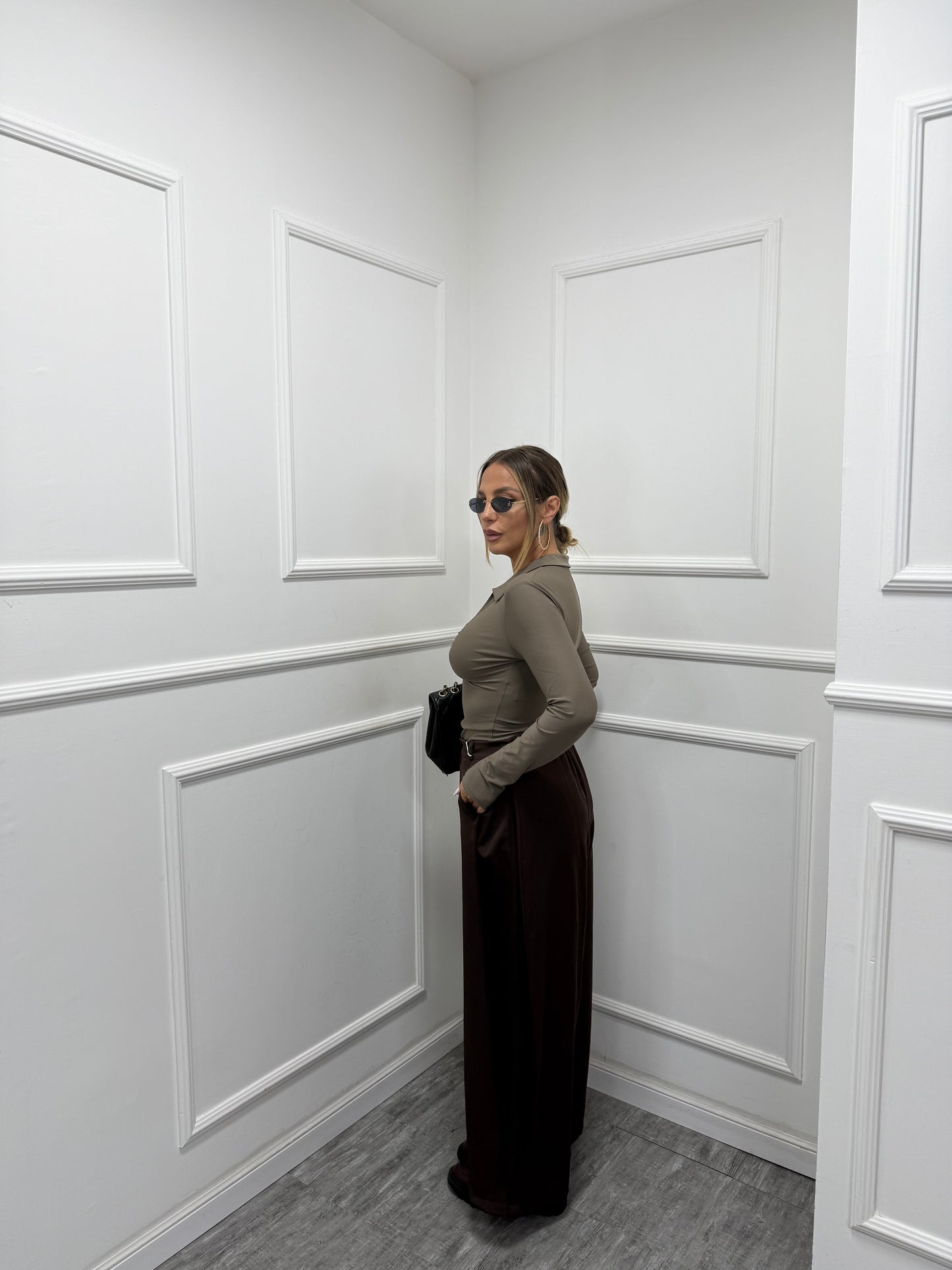 Pantaloni palazzo balloon con piegone laterale cioccolato m13356