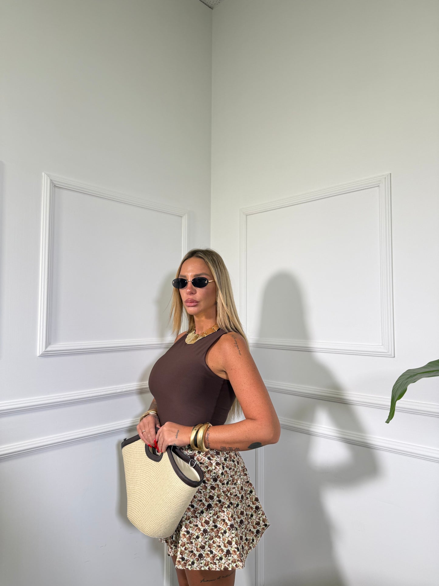 Gonna pantaloncino a fiori Cabana marrone  30205