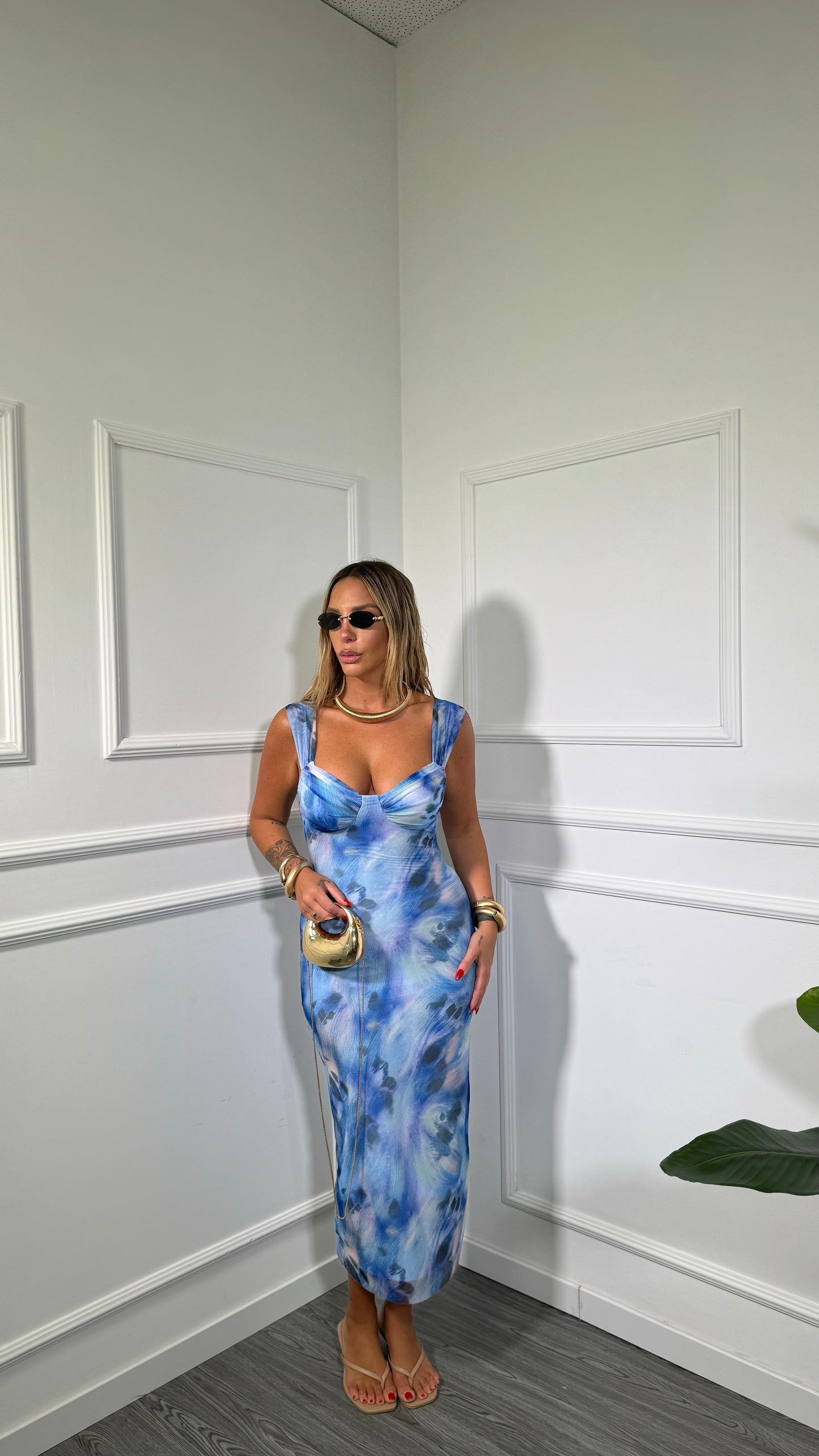 Abito midi a tubino in chiffon tie-dye Saranda azzurro 40552