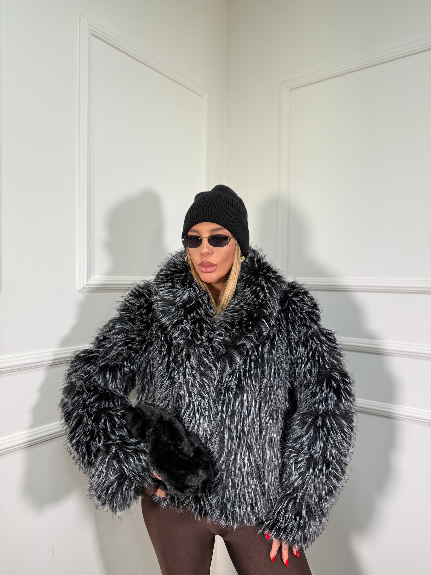 Ecofur con inserti in ecopelle Alaska nero l8010