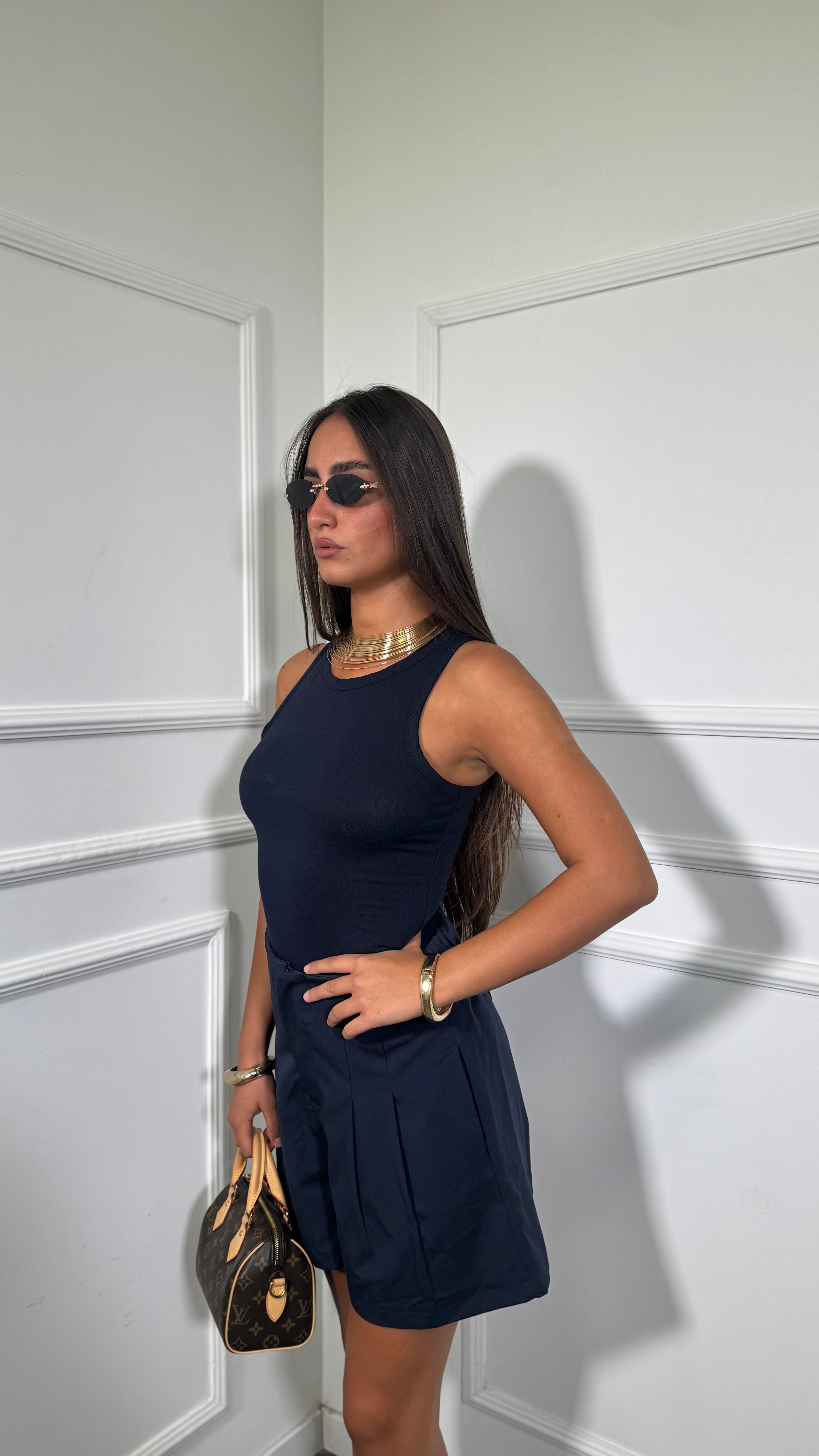 Pantaloncino con pinces blu 66821
