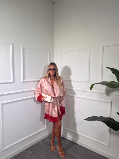Kimono in satin e pizzo Kesya rosa