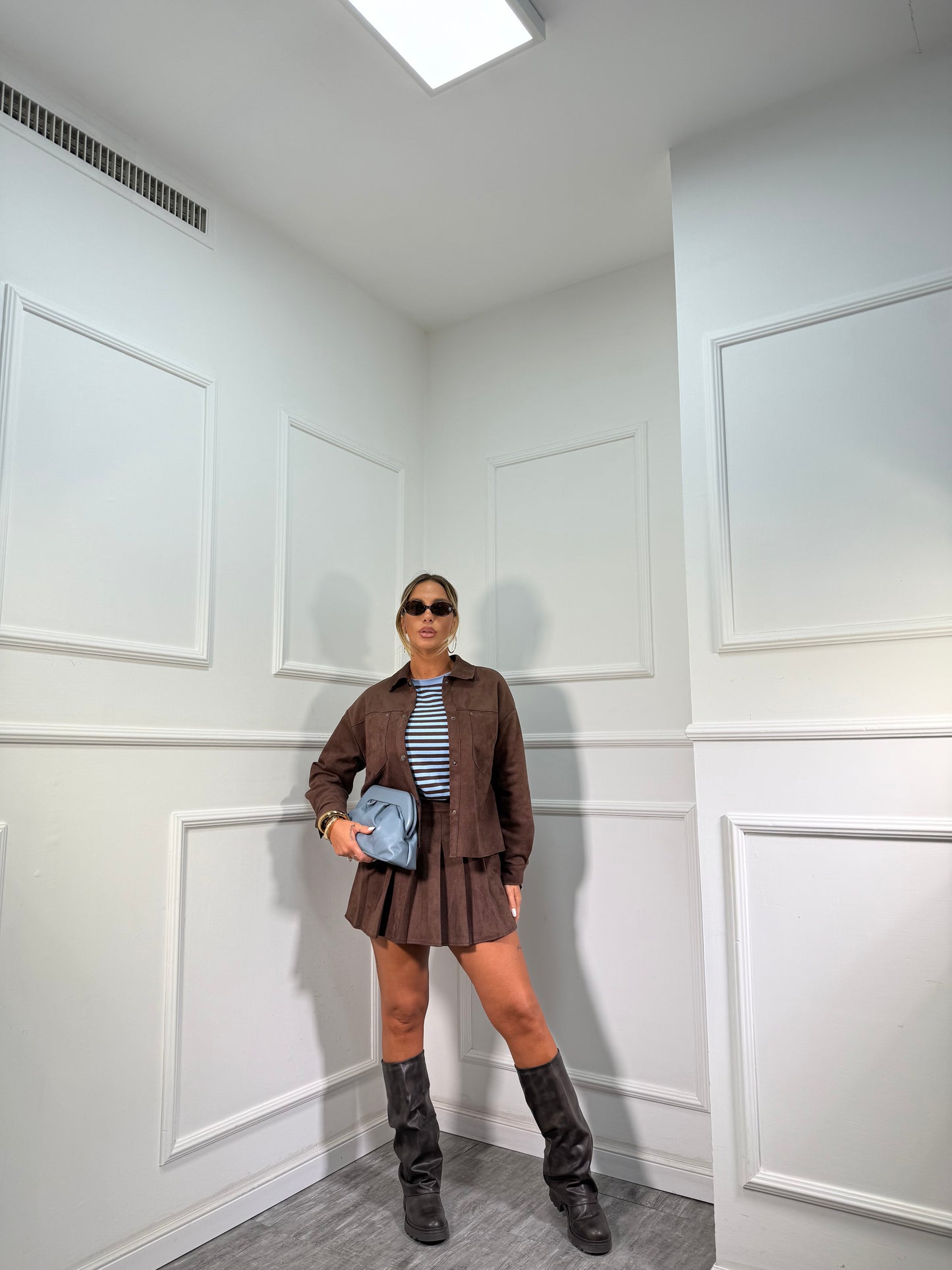 Coordinato eco camoscio Doremi marrone 27509