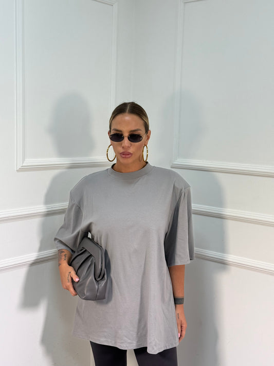 T-shirt con spalline oversize grigia f0702