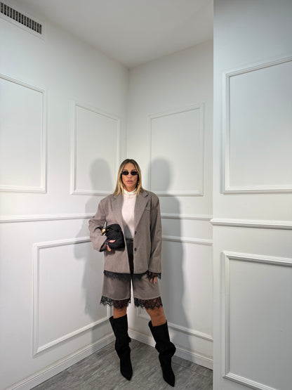 Tailleur spigato in flanella con pizzo Parisienne 86329