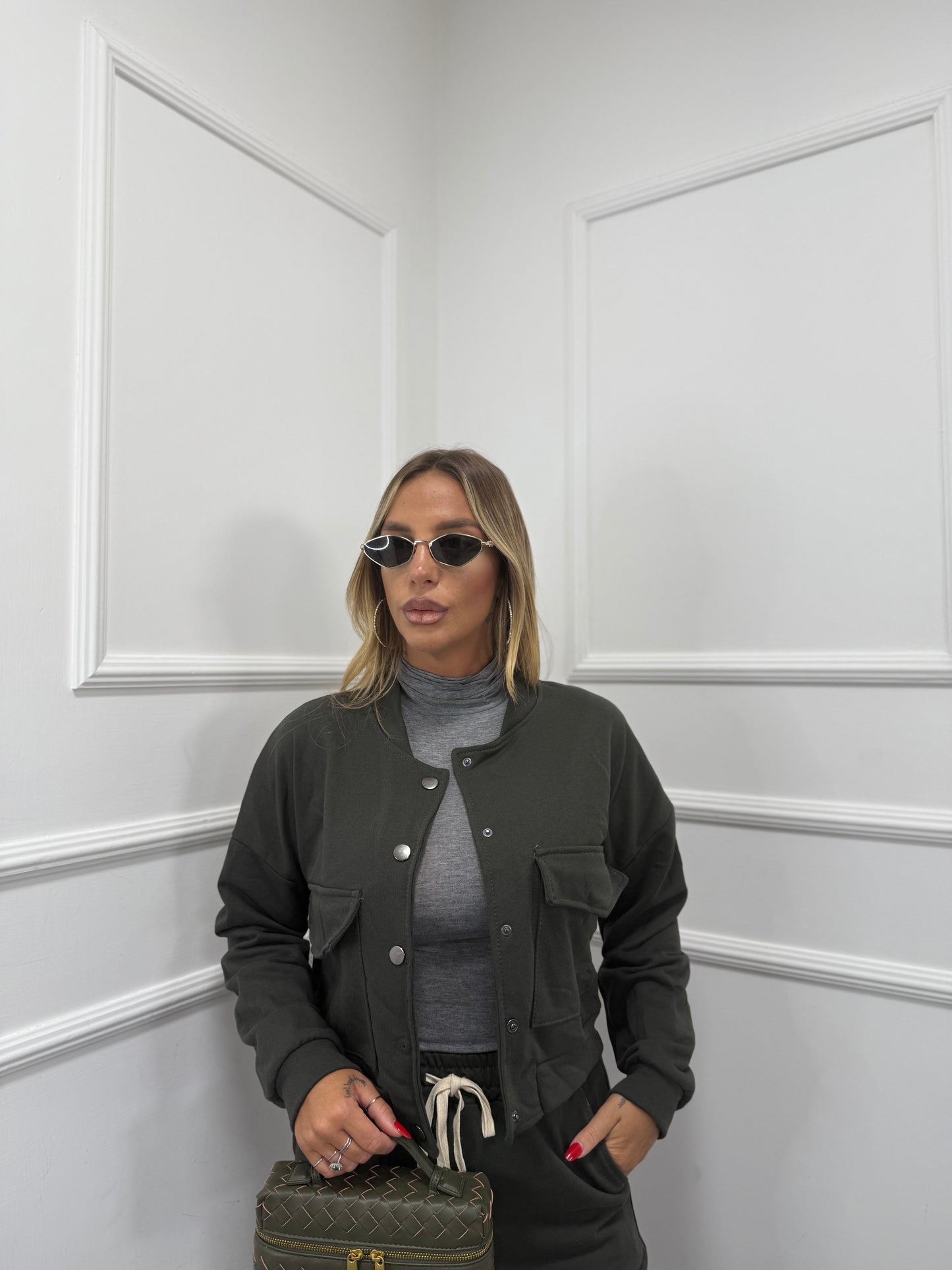 Coordinato in tuta Cozy verde oliva 25753