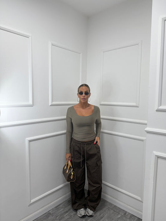 Pantaloni parachute in nylon cioccolato 31050