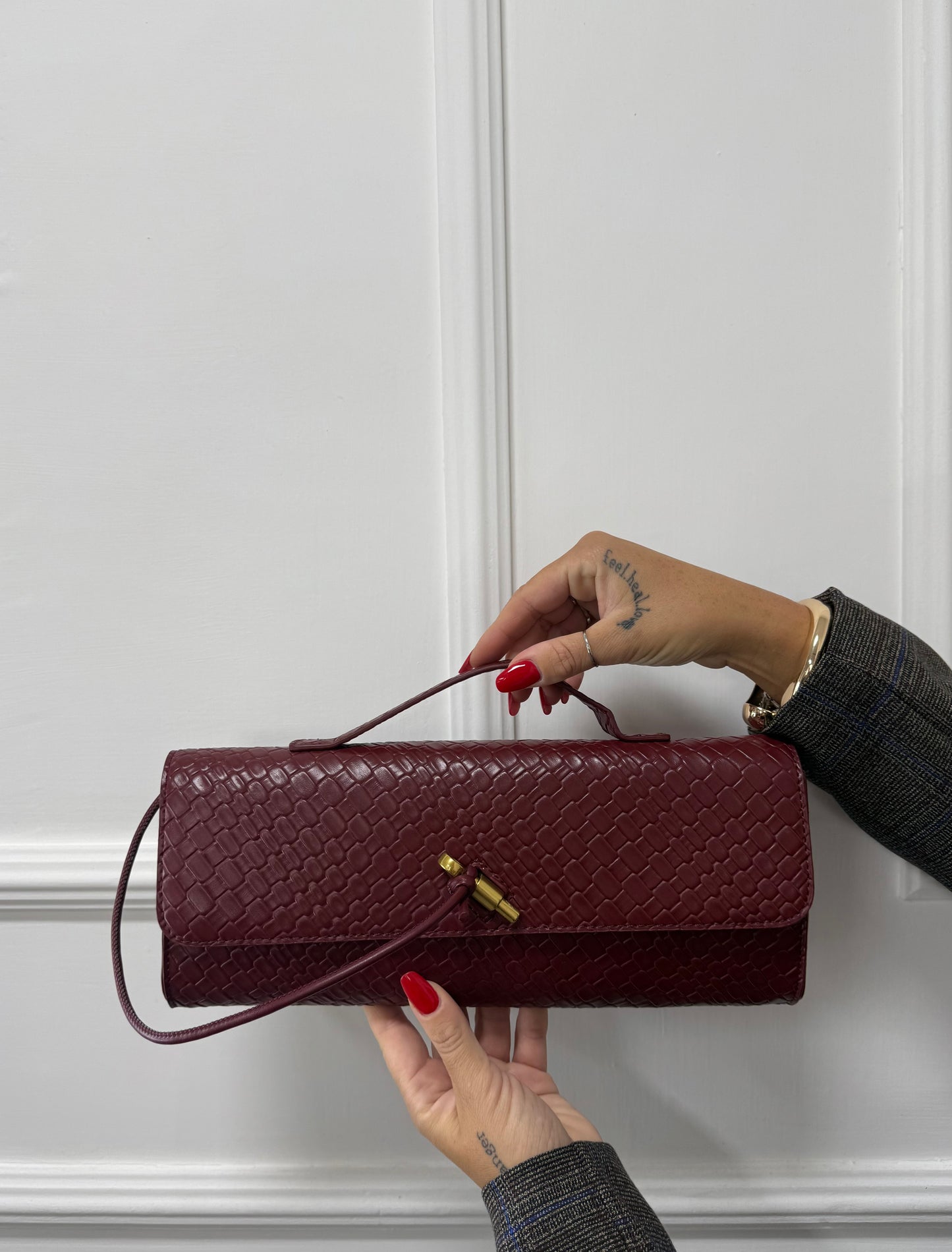 Clutch in ecopelle Bucket bordeaux