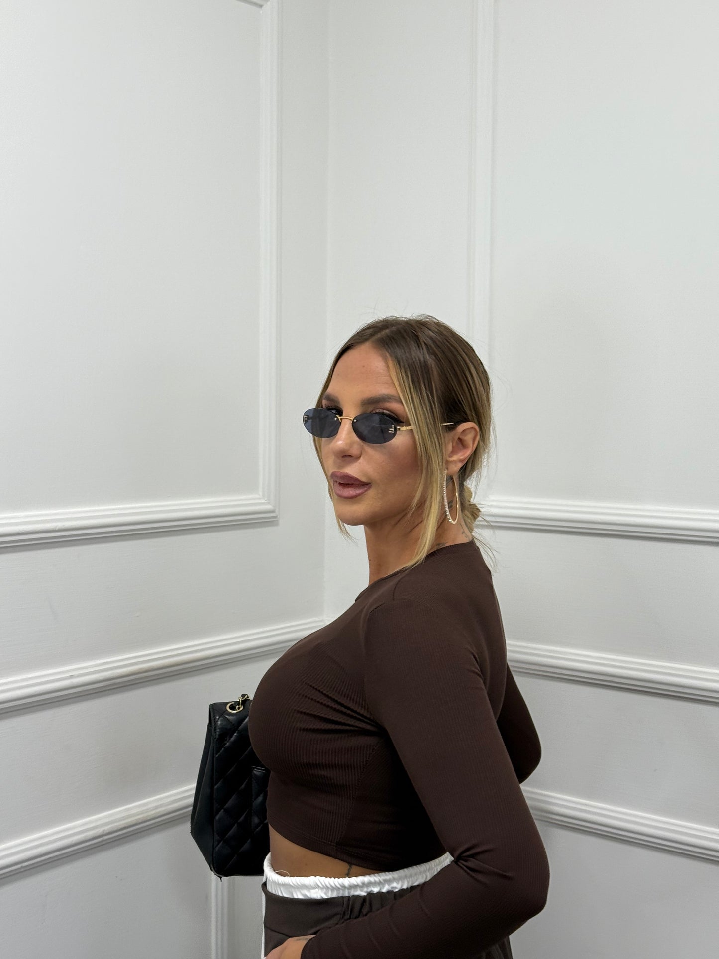 Shirt crop a costine Simple cioccolato 5029