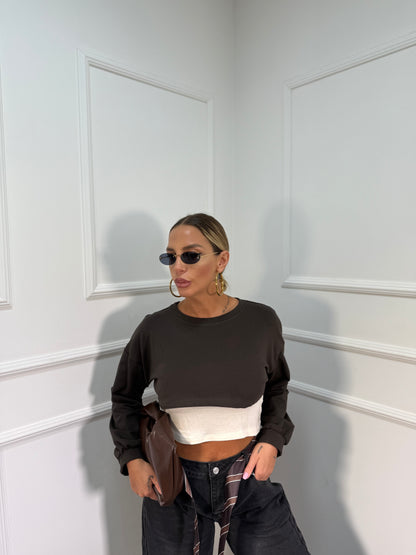 Shirt crop con canotta marrone 5504