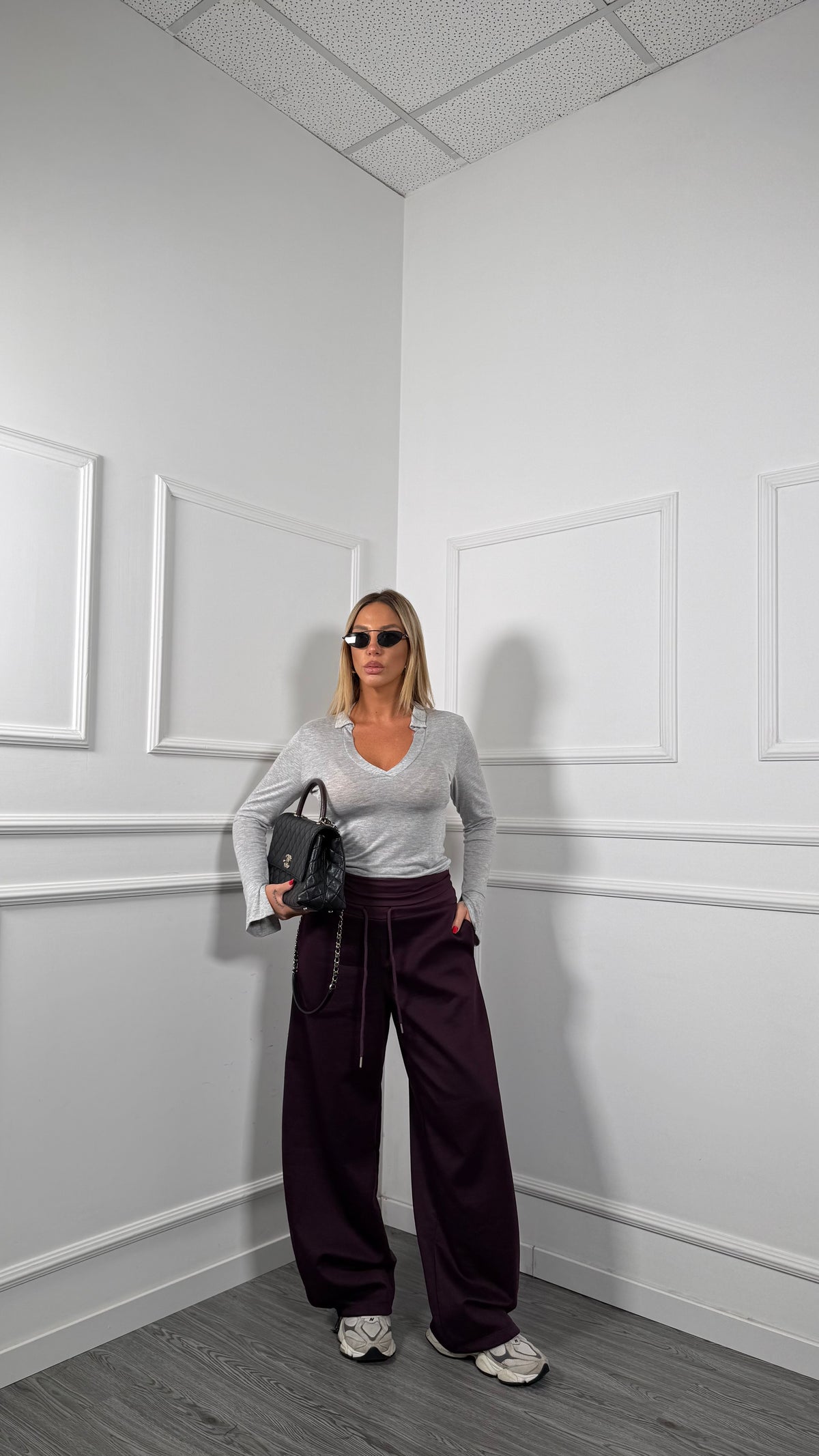 Pantaloni palazzo con risvolto e coulisse Elena borgogna m10032
