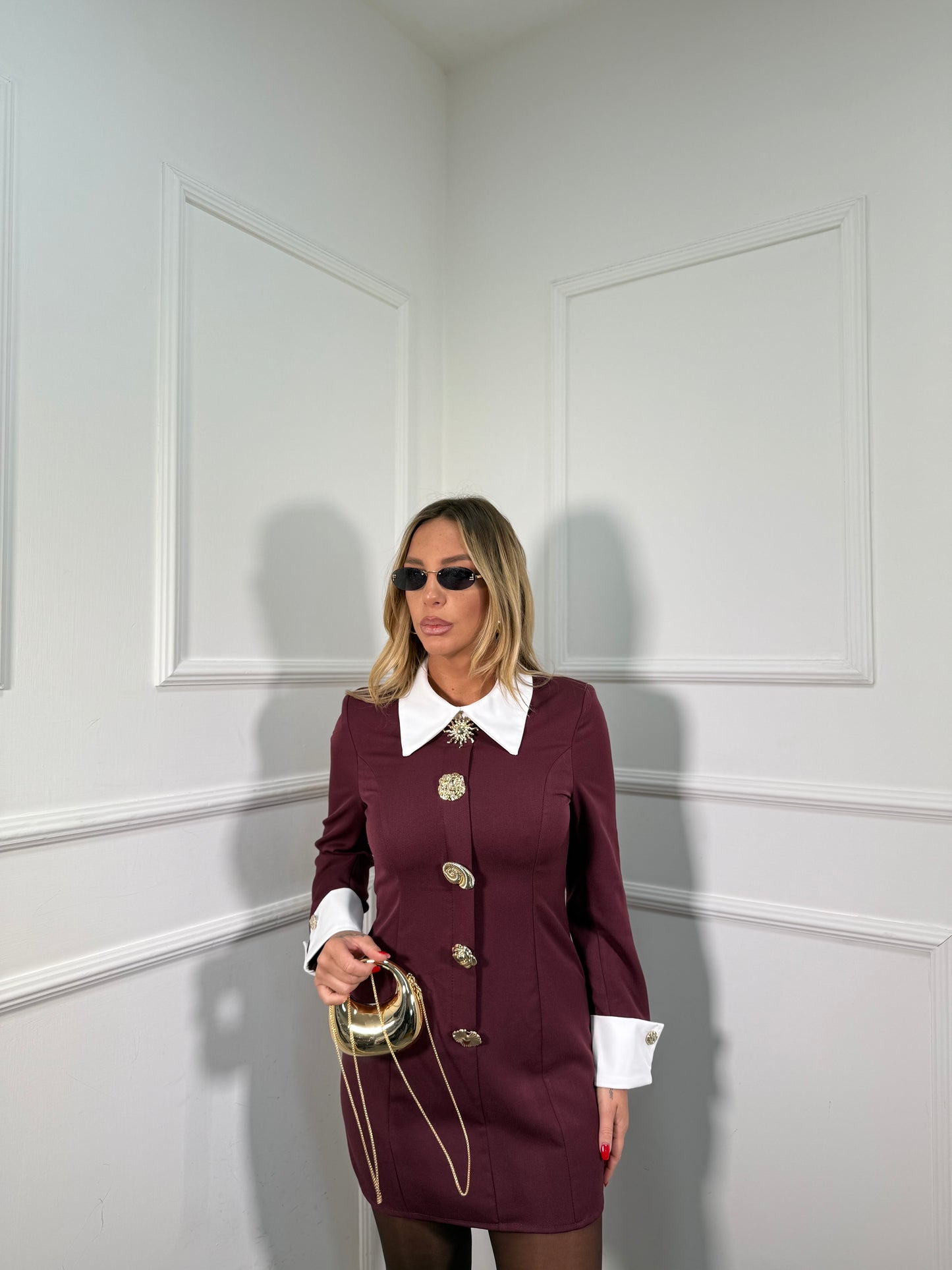 Abito con colletto e spille Charles bordeaux 58506