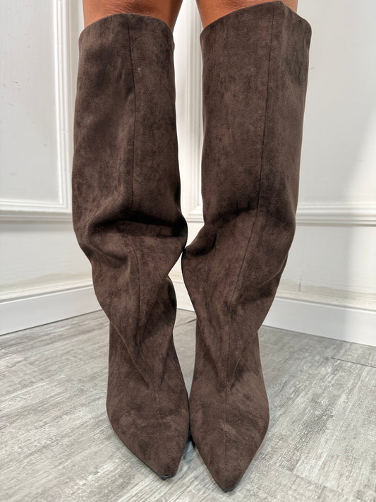 Stivale gambale morbido eco camoscio cioccolato K0139