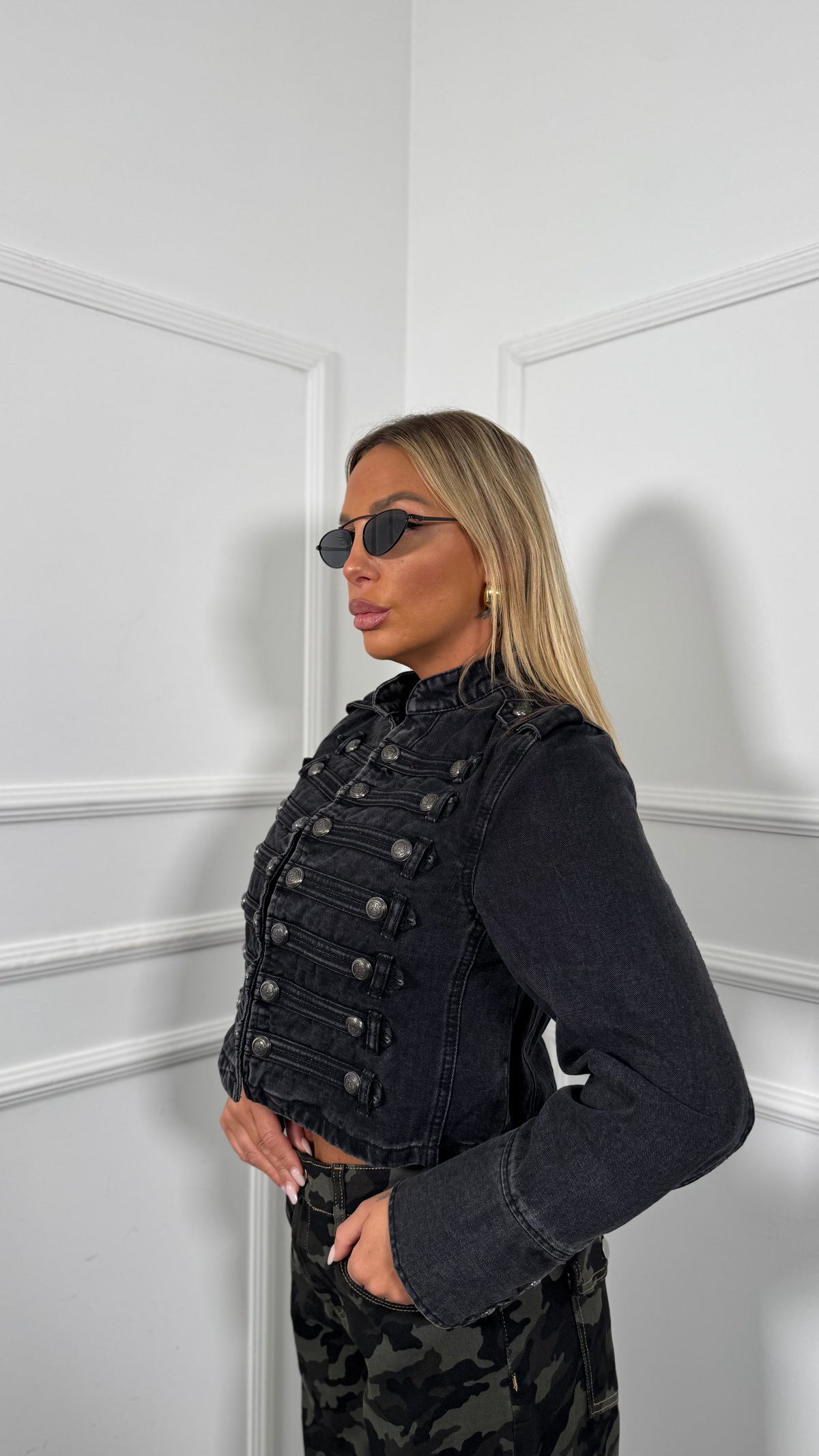 Giacca crop in denim nera Vegas 386