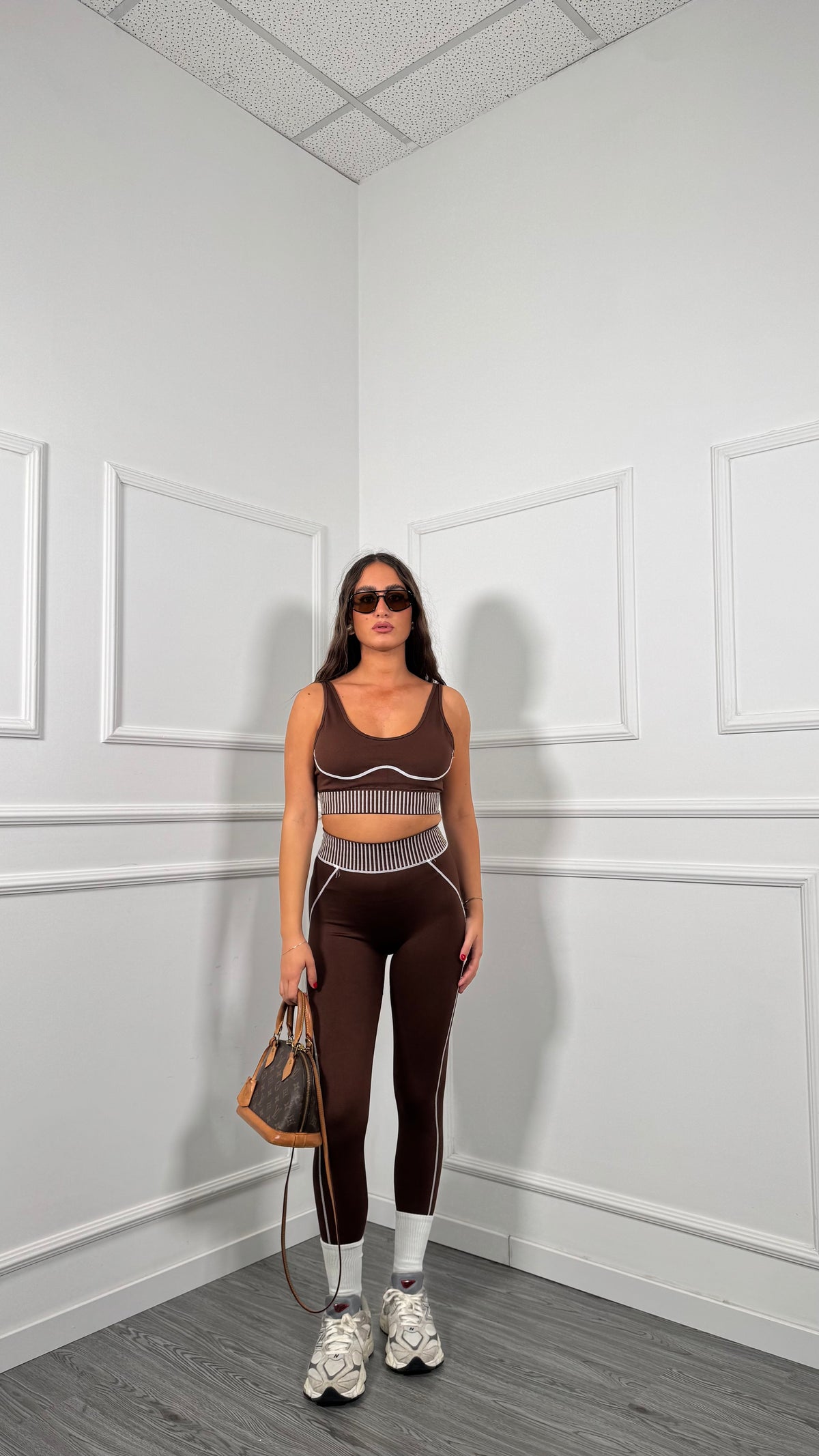 Coordinato contenitivo Pilates marrone 3201