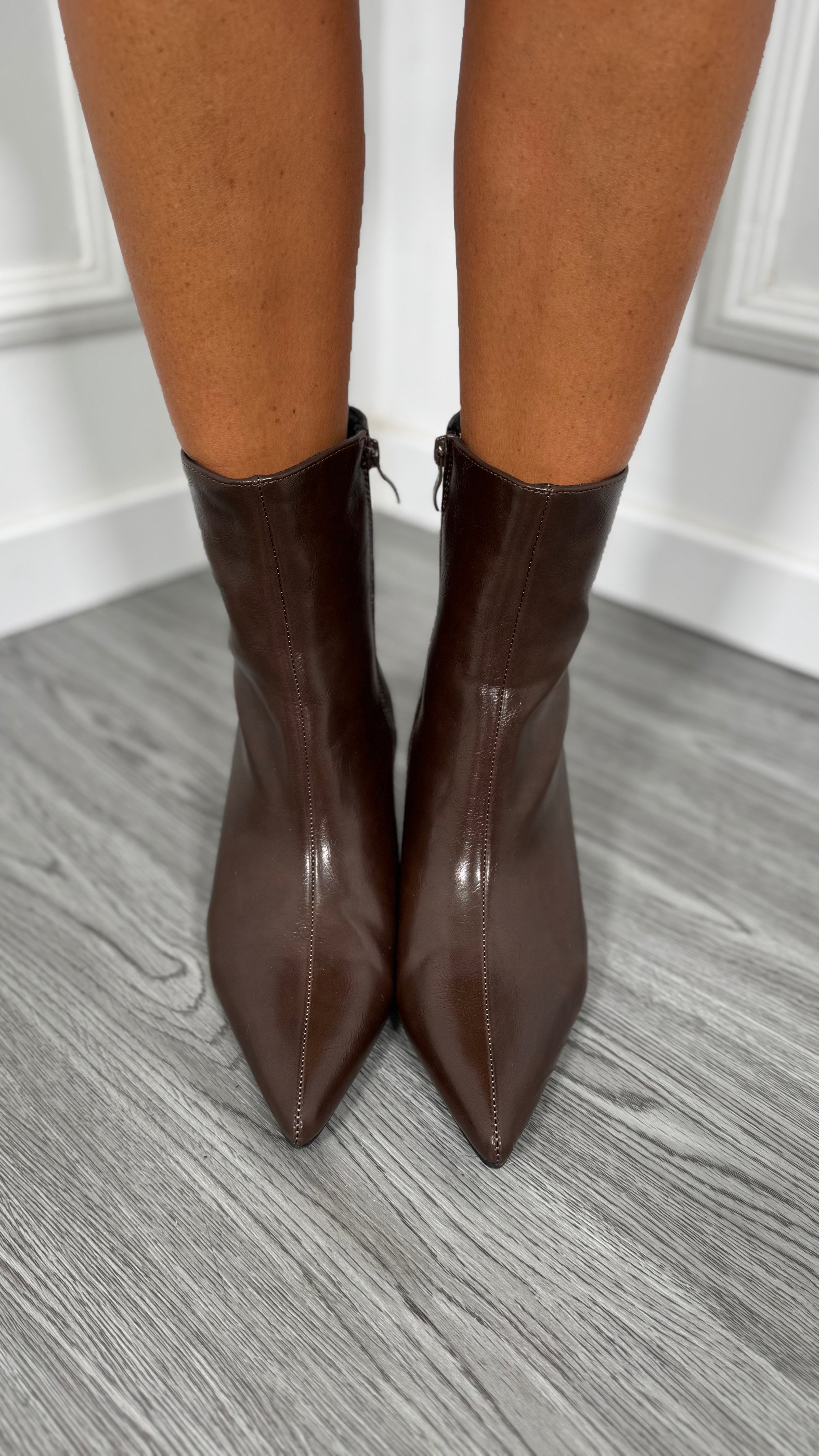 Stivale corto ecopelle Brown e191