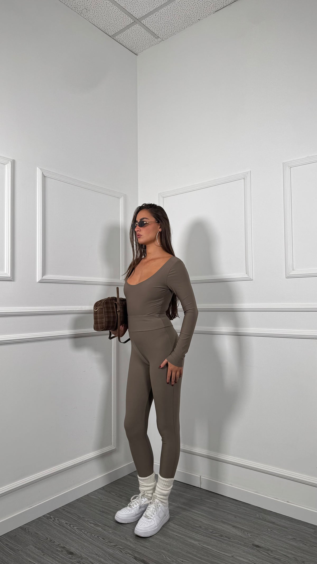 Coordinato in lycra con body Magazine taupe 5660