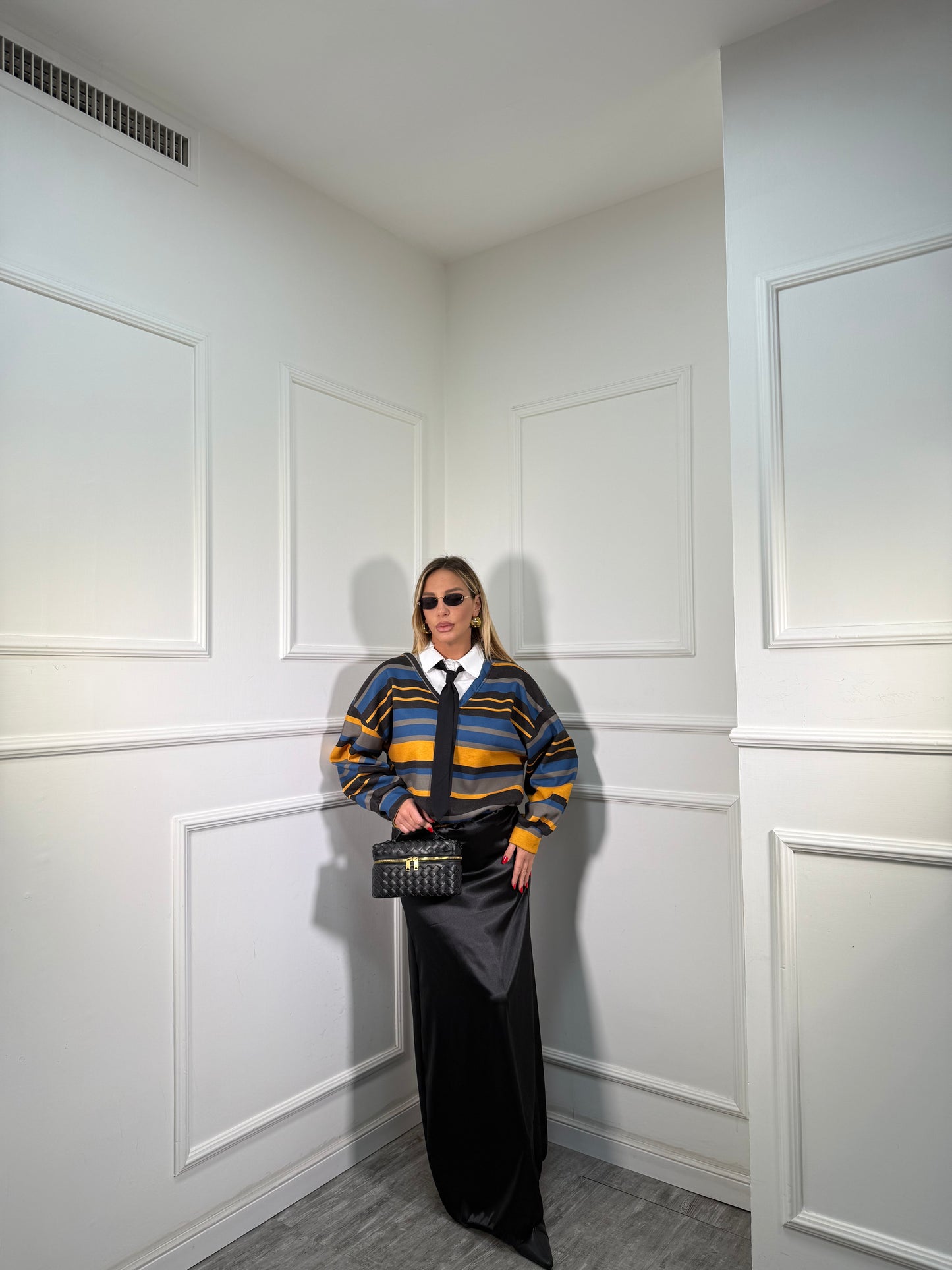 Longuette in satin Charlotte nera