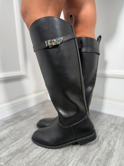 Stivali in ecopelle gambale alto con fibbia nero LA026