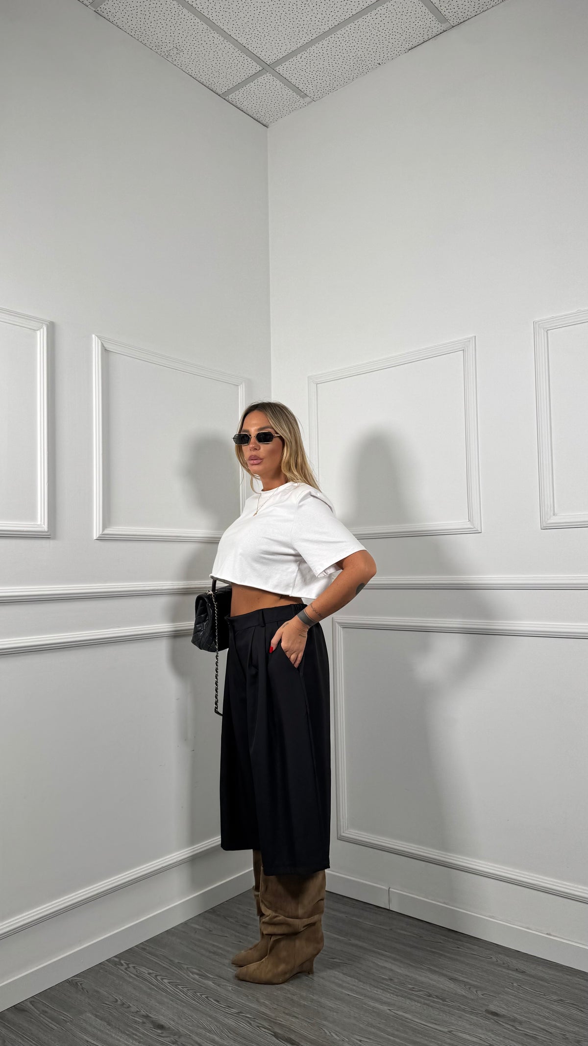 Bermuda gamba larga Curvy nero 9892