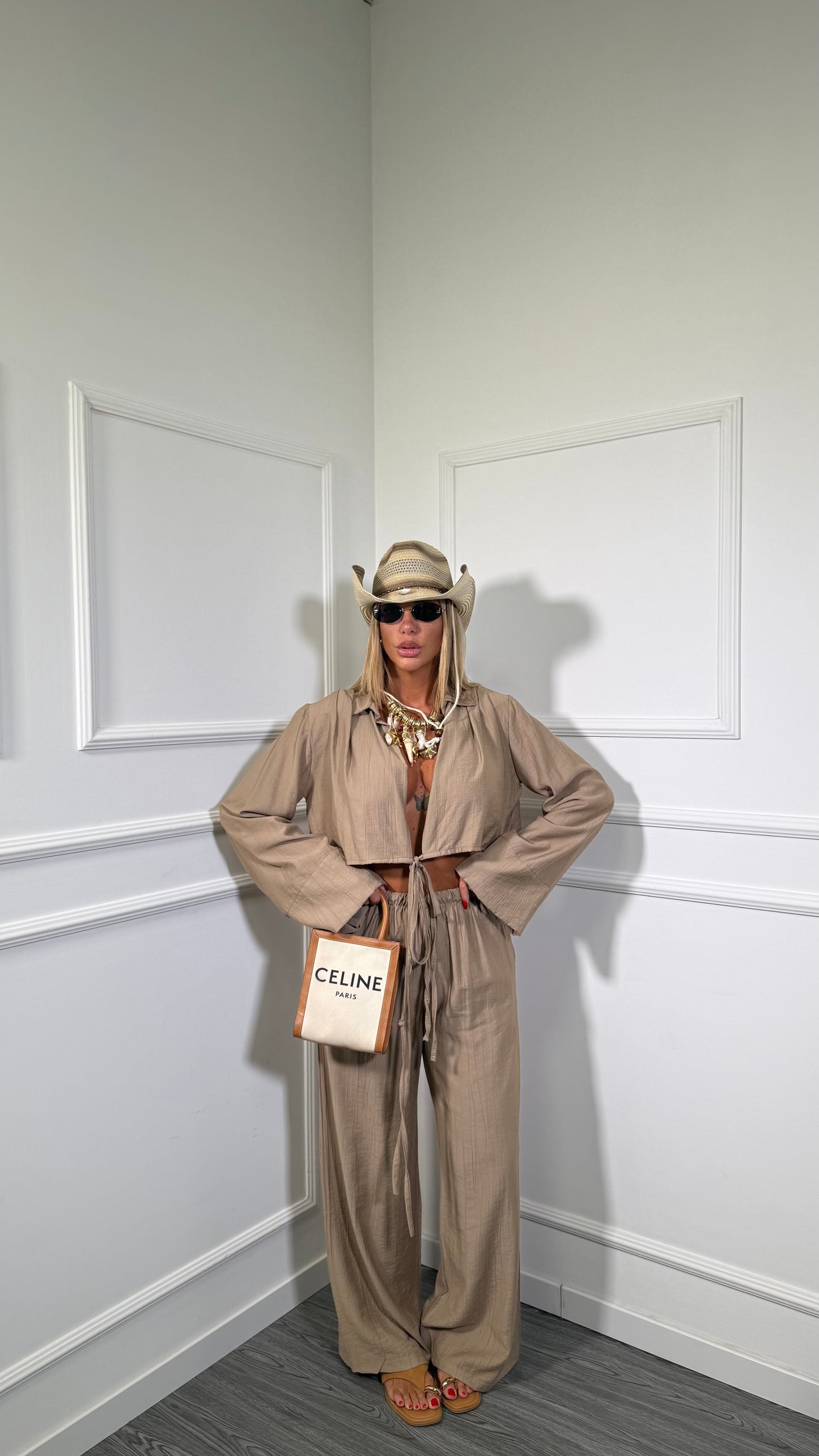Coordinato con spalline Cancun taupe 8212