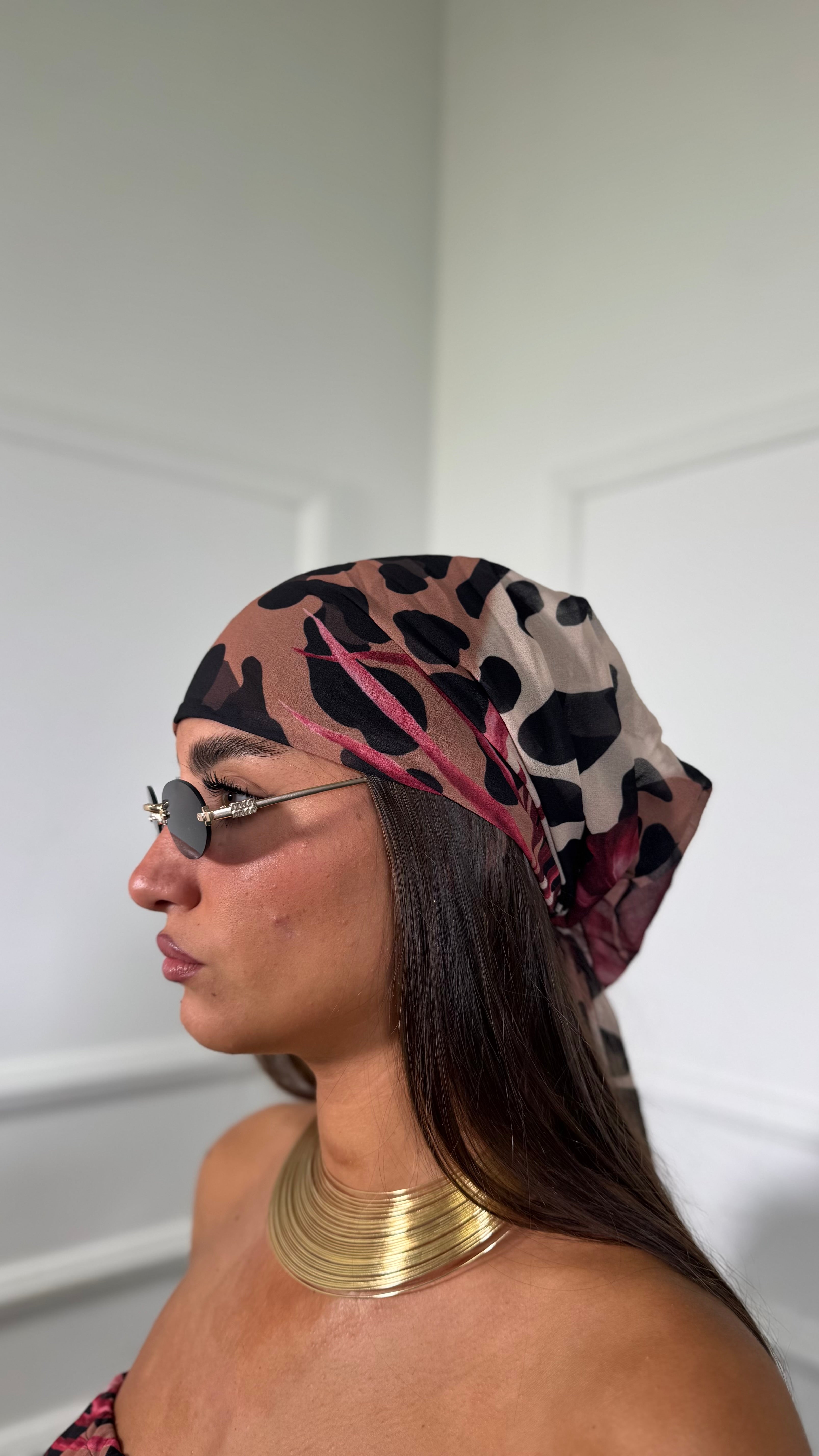 Abito corto semi velato con bandana maculato con fiori  Reyna bordeaux/marrone 60606