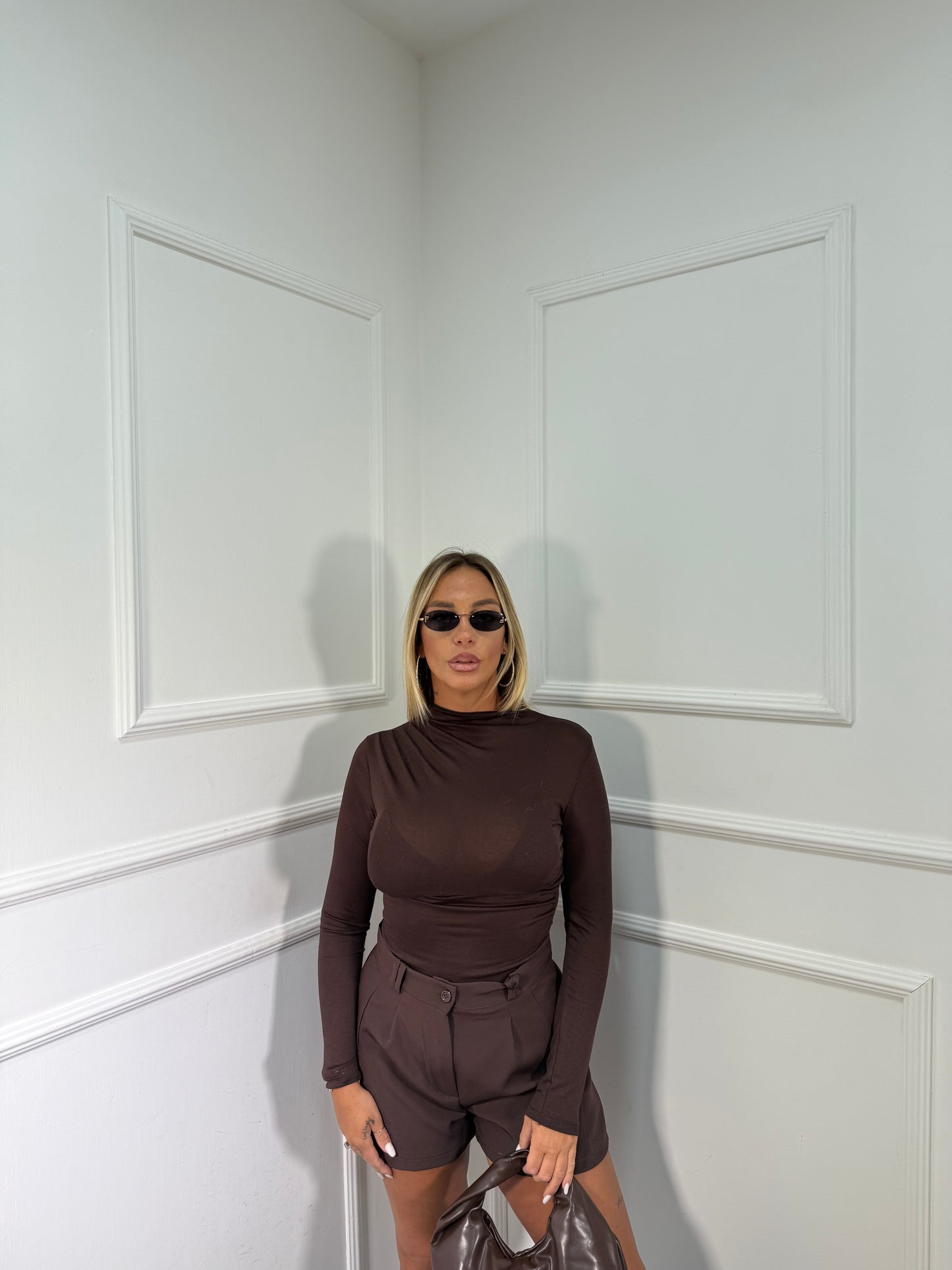 Pantaloncino Basic cioccolato nf9234