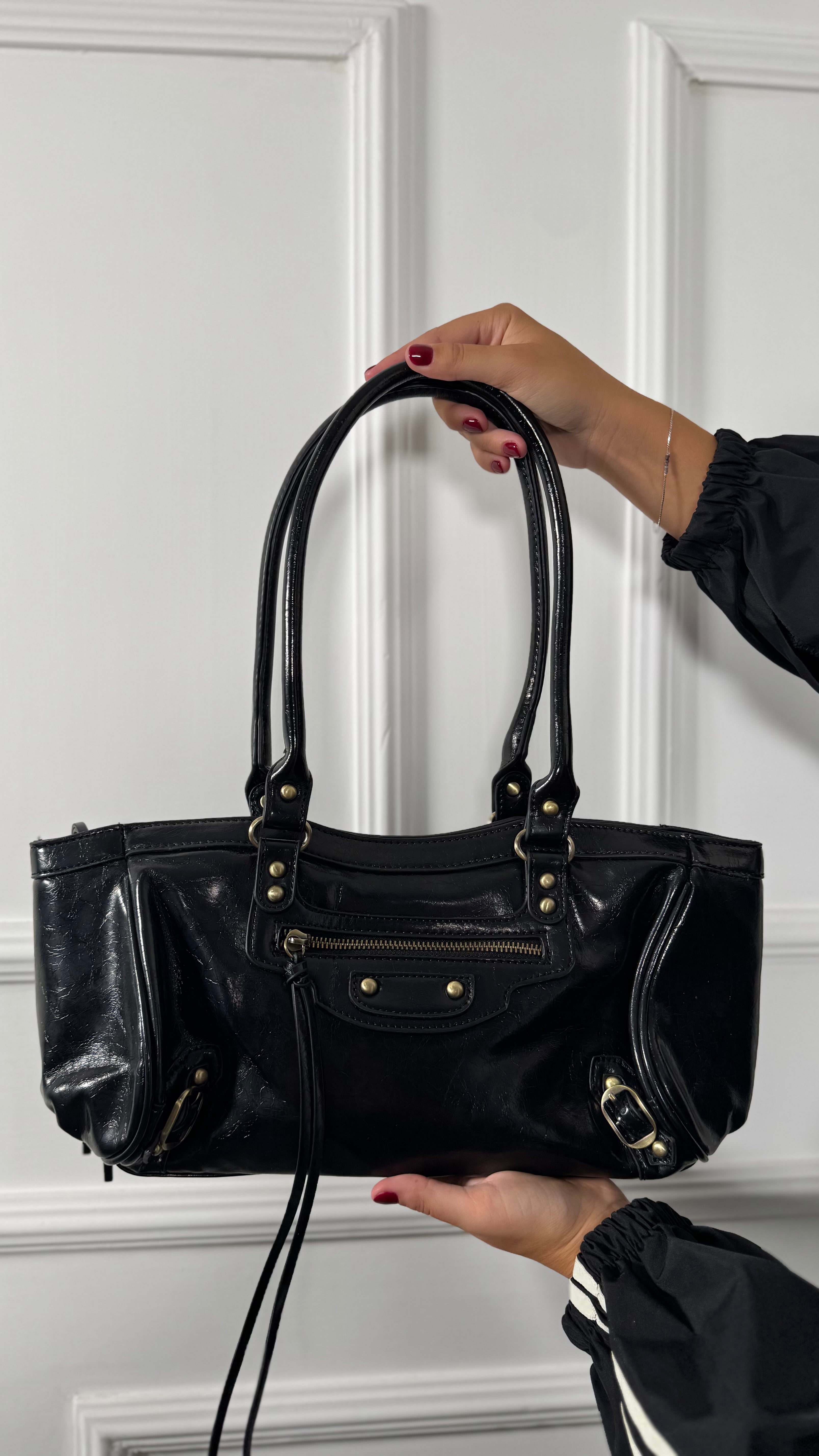 Borsa ecopelle con cinturini Bale nera