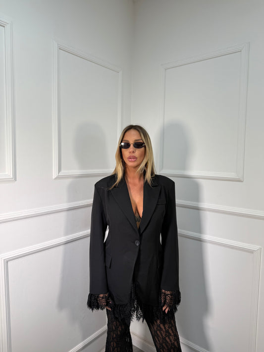 Blazer oversize con pizzo nero 25030
