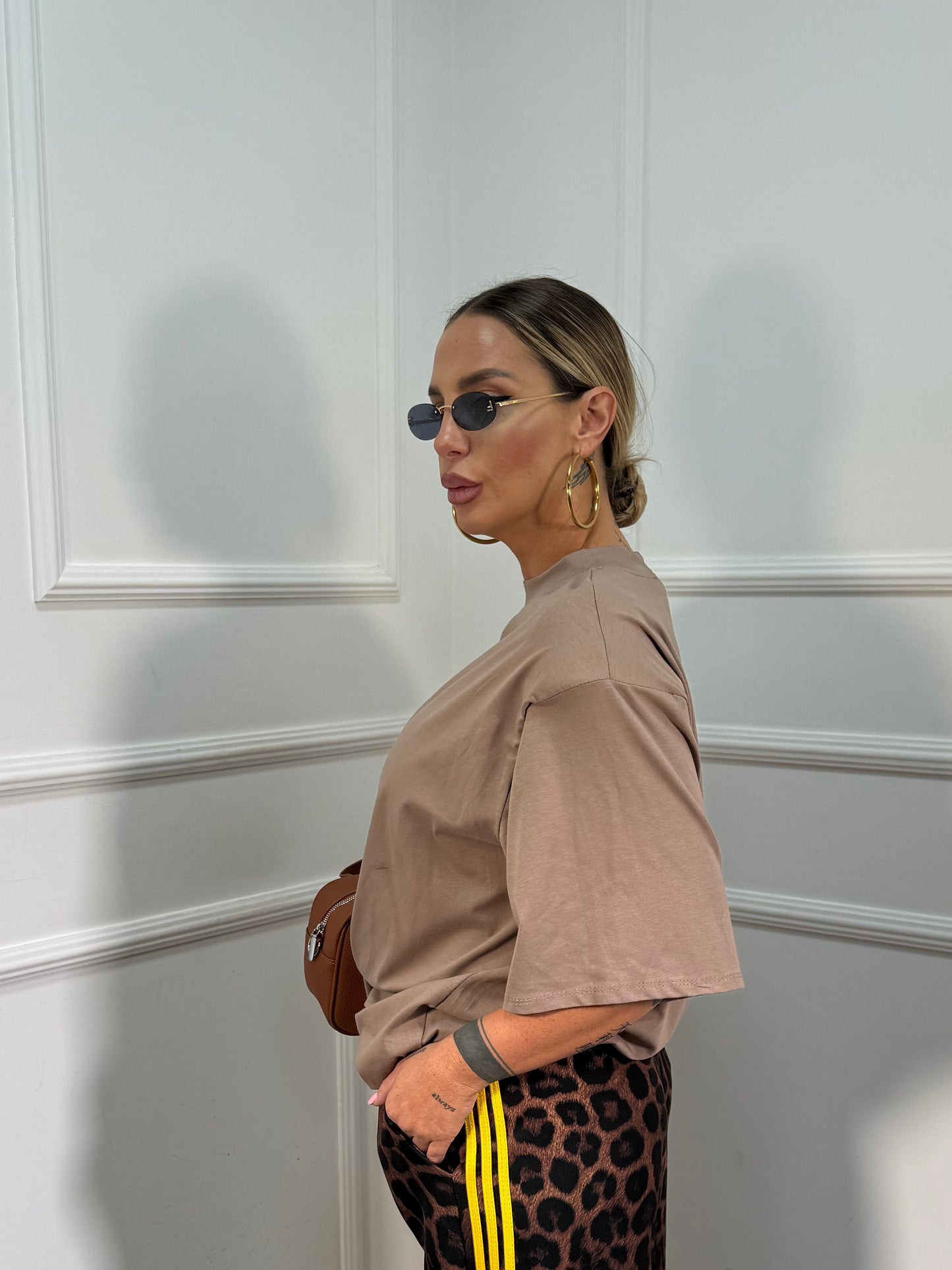 T-shirt con spalline oversize Paul fango f0702