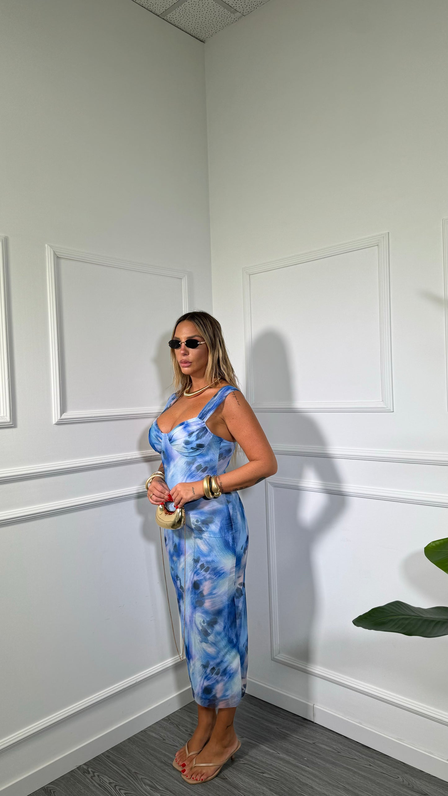 Abito midi a tubino in chiffon tie-dye Saranda azzurro 40552