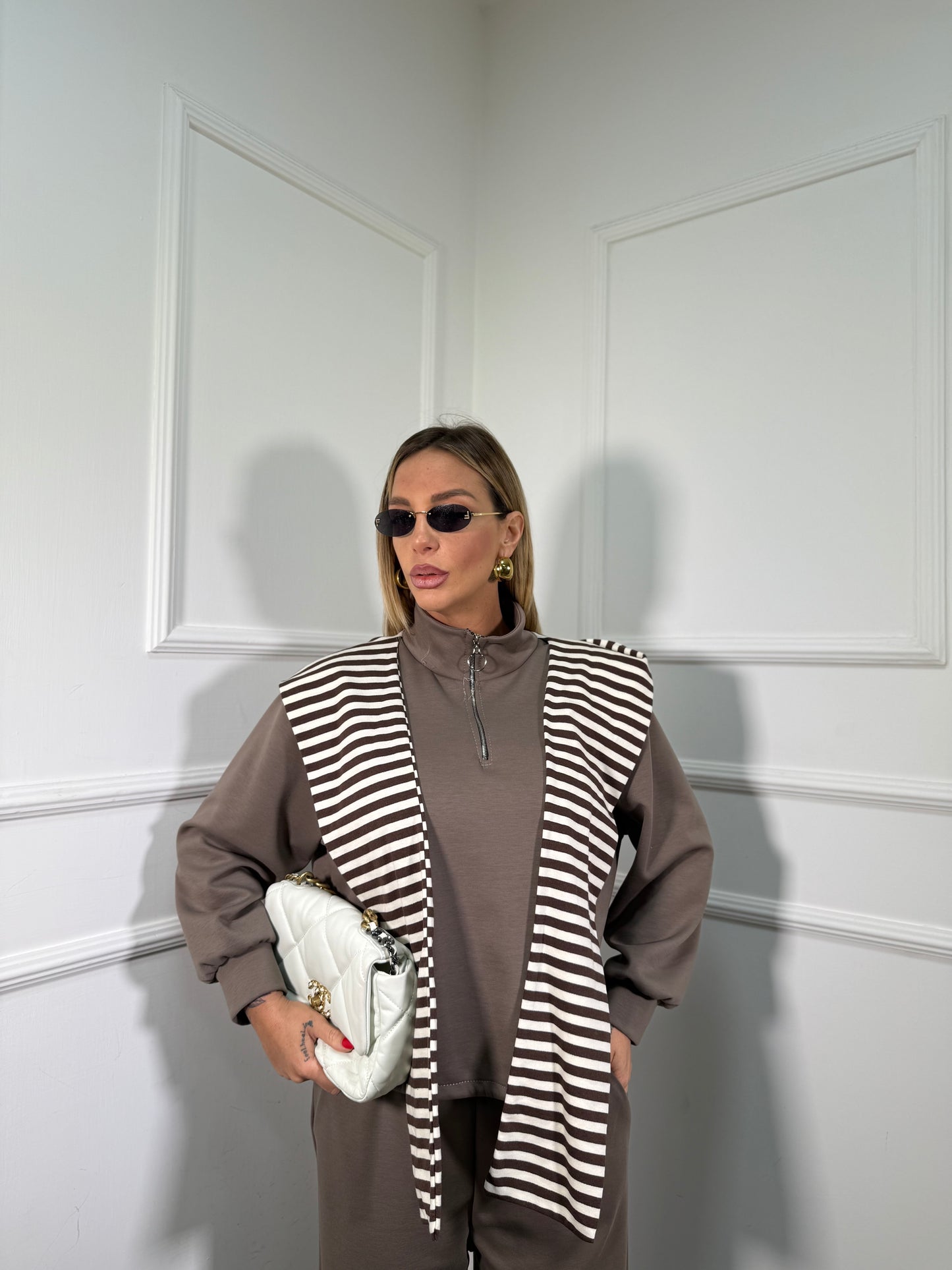 Coordinato in tuta Season taupe 21605