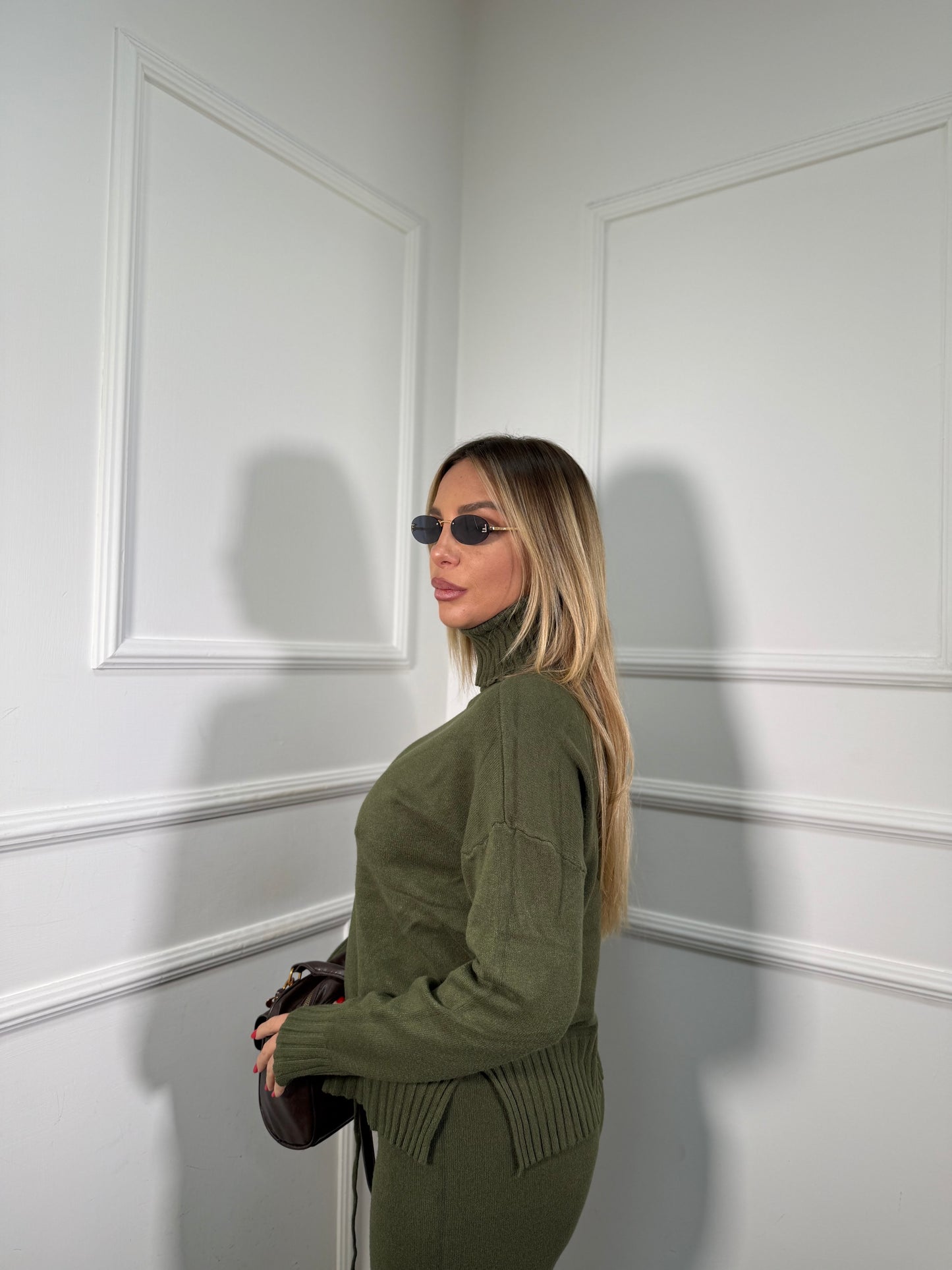 Coordinato lana rasata Snow verde oliva 016