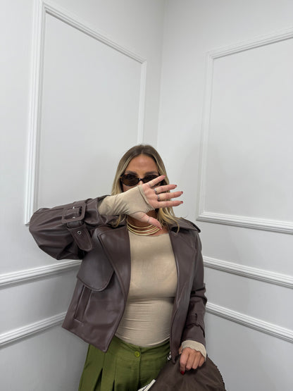 Body semi velato taglio vivo nude 0399