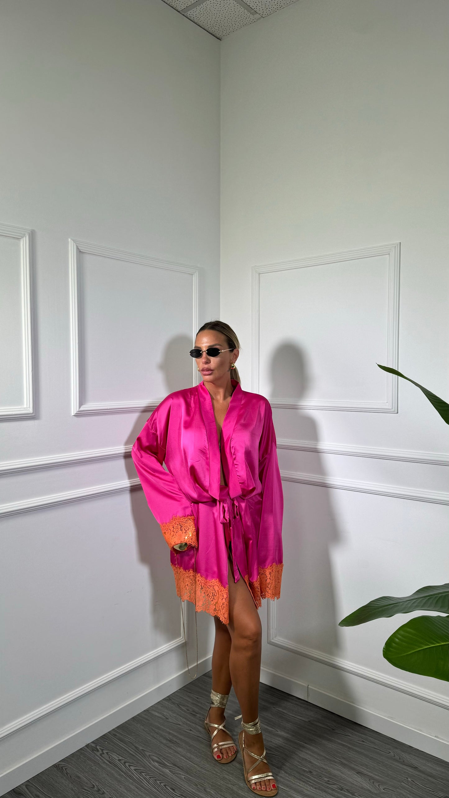 Kimono in satin e pizzo Kesya fucsia 1581