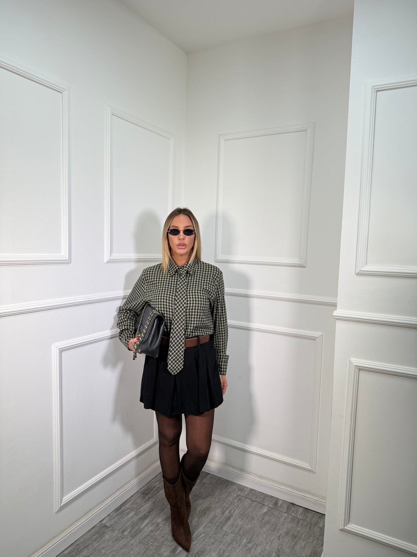 Pantagonna plisse con cintura in velluto nero 560237