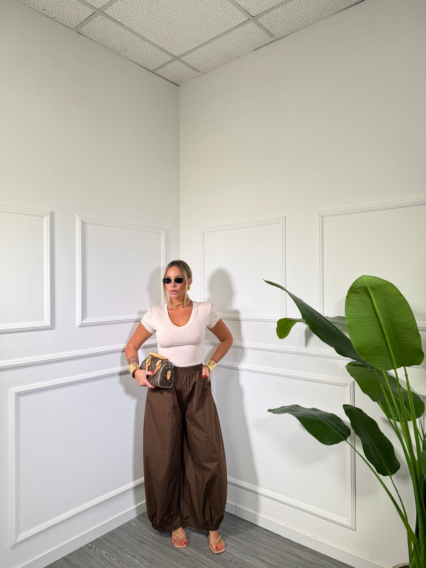 Pantaloni balloon in cotone Florence by justwest marrone cnz21