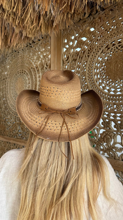 Cappello falda larga in paglia
