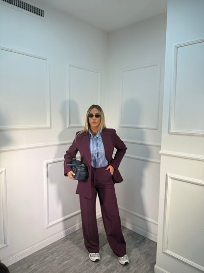 Tailleur Zaira bordeaux m11088