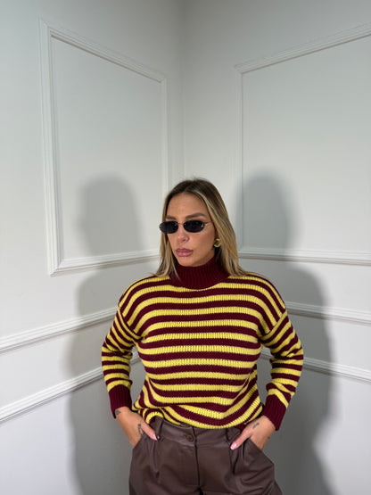 Pullover collo alto in maglia a righe bordeaux/giallo 025842