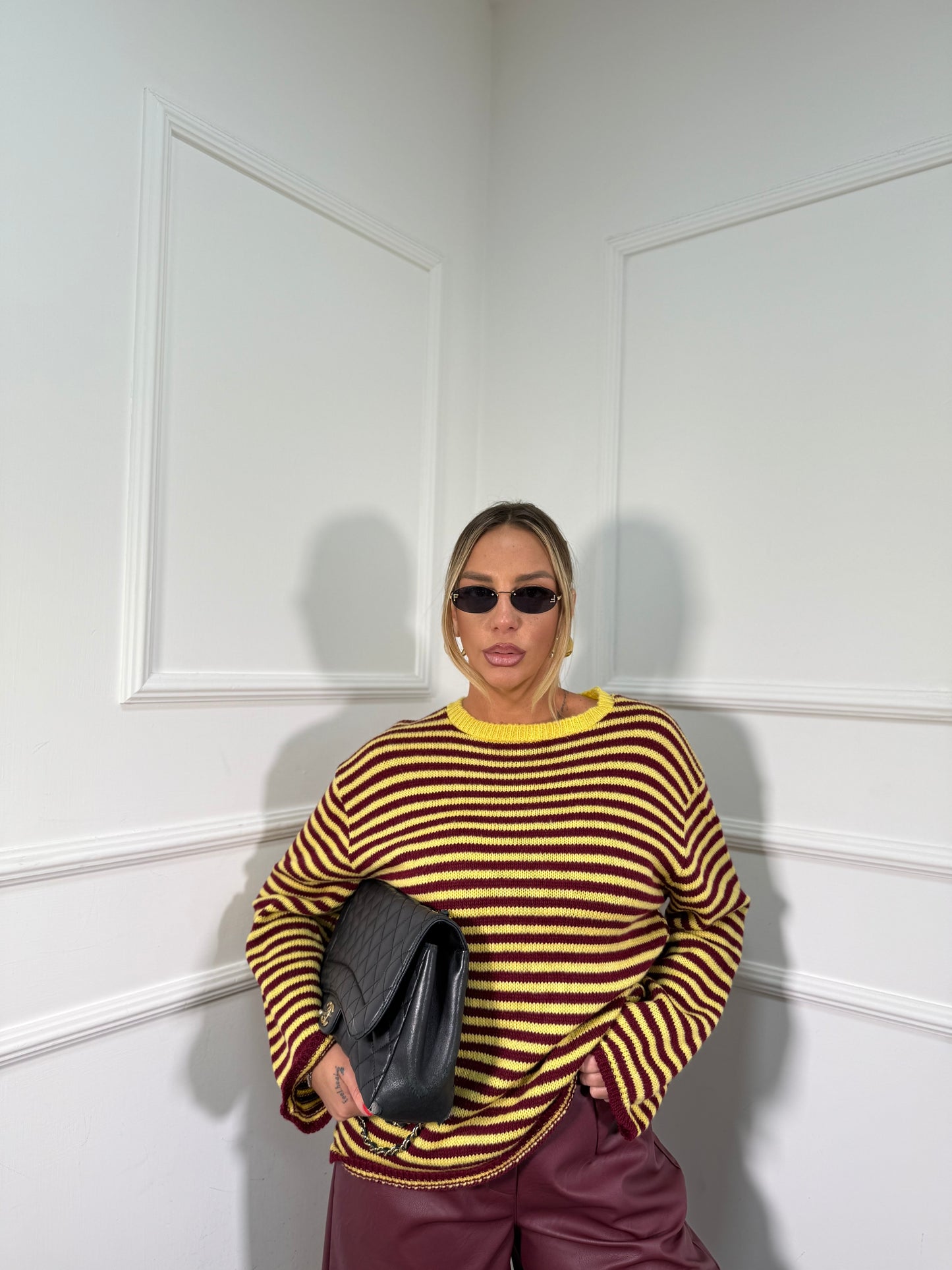 Pullover in maglia a righe manica campana bordeaux/giallo 025835