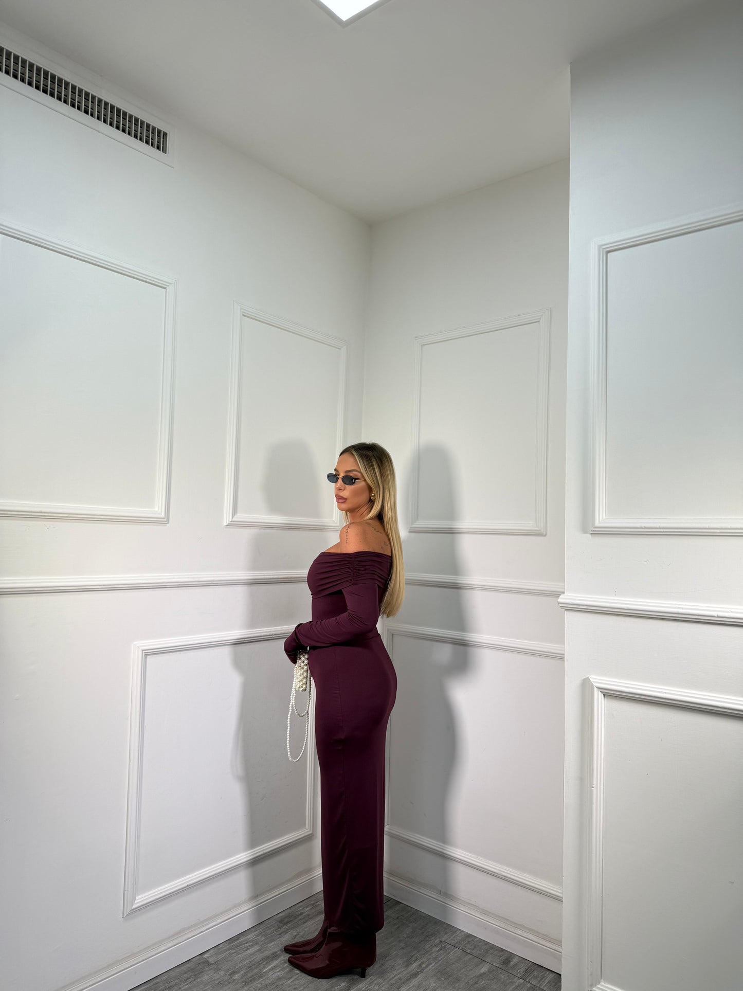 Abito midi in lycra scollo a barca Nilufar borgogna 13351