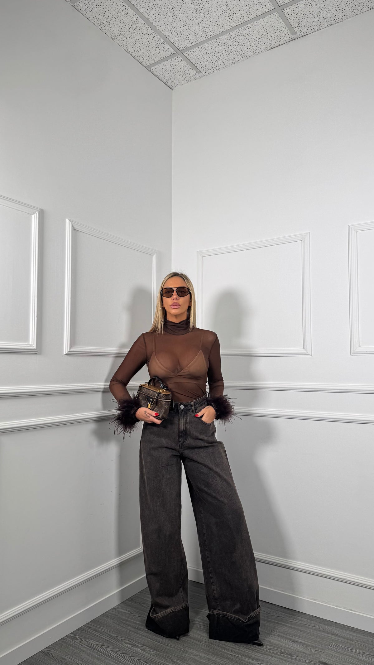 Jeans palazzo con piegone by lumina marrone g177