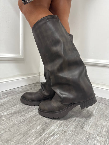 Anfibio con risvolto marrone AC8B-X25108-10