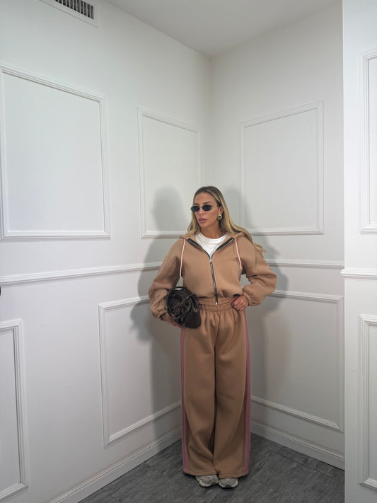 Coordinato in tuta Again camel/rosa 22648